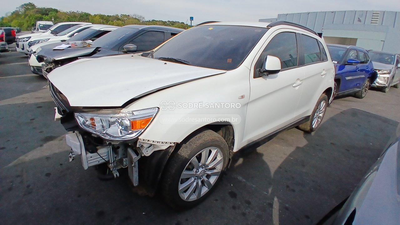 Mitsubishi Asx 2.0 Cvt - 2014/2015 — foto 3 de 12