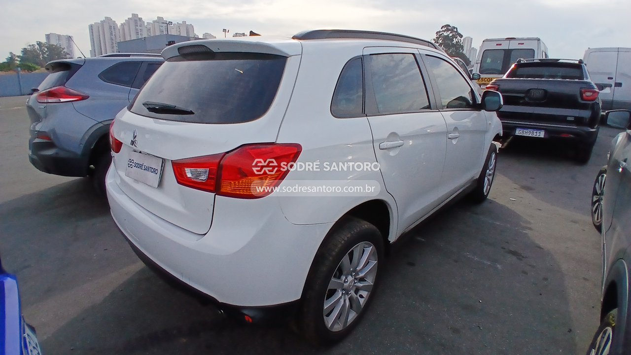 Mitsubishi Asx 2.0 Cvt - 2014/2015 — foto 4 de 12