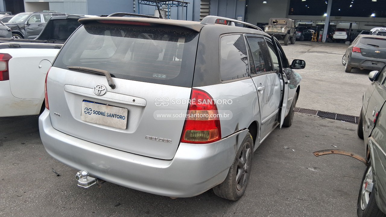 Toyota Fielder - 2006/2007 — foto 4 de 9
