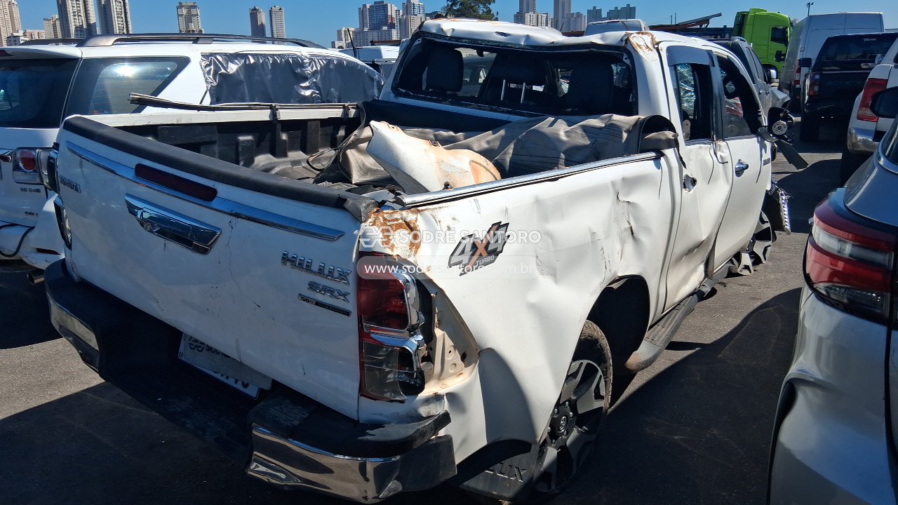 Toyota Hilux - 2018/2019 — foto 4 de 12