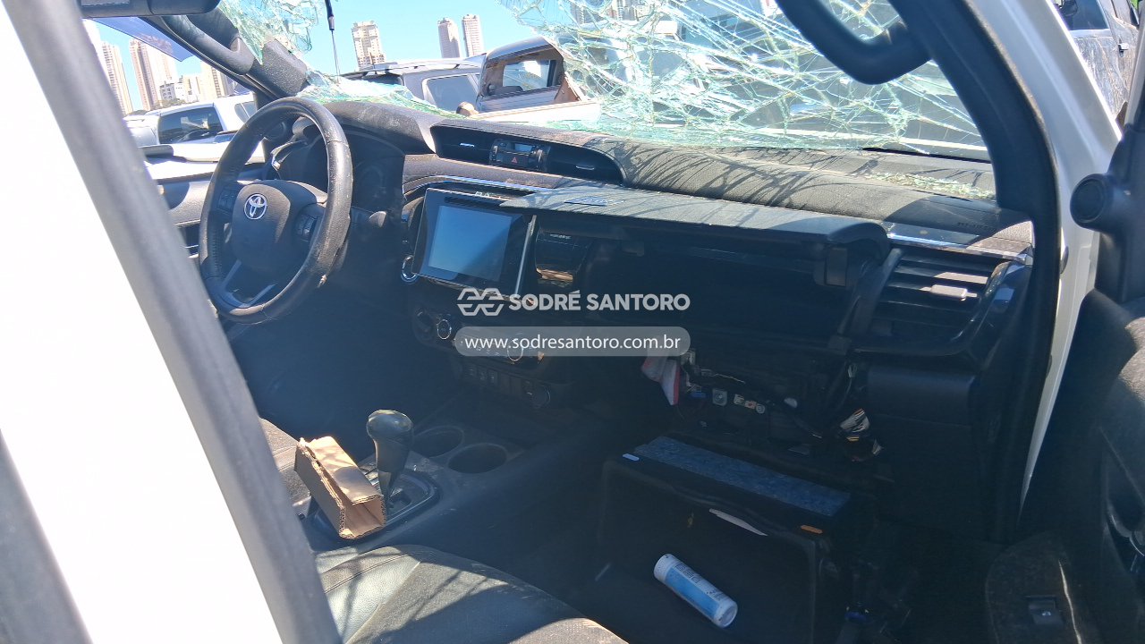 Toyota Hilux - 2018/2019 — foto 6 de 12