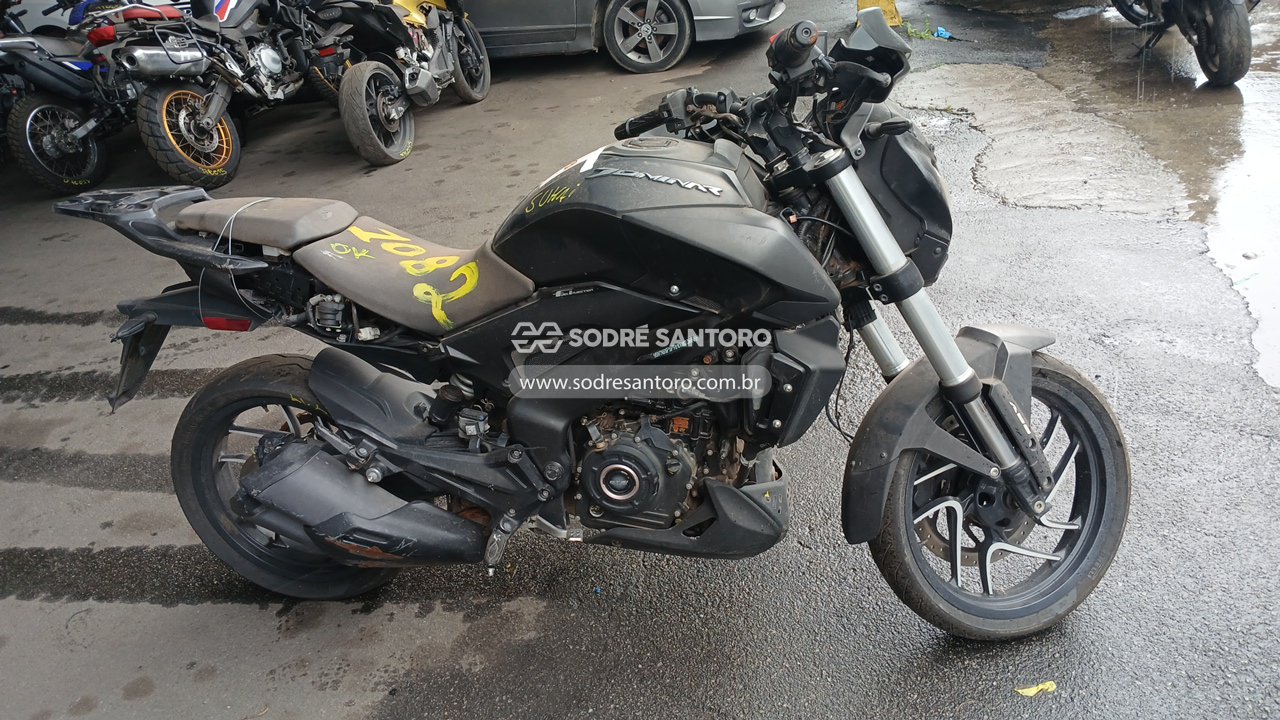 Bajaj Dominar D400 T 2024 em leilão
