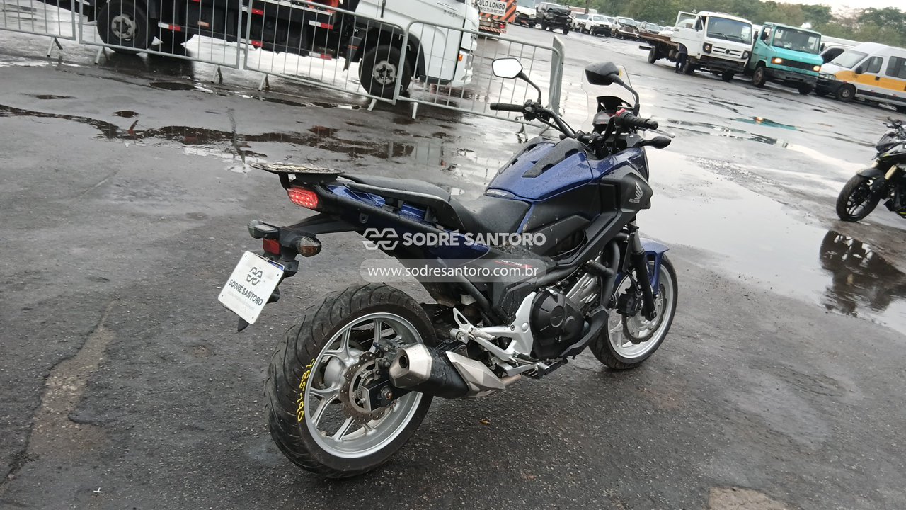Honda NC 750x - 2021/2021 — foto 4 de 9