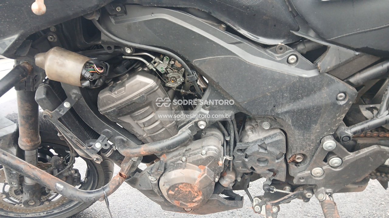 Kawasaki Versys 1000 Tra - 2014/2015 — foto 6 de 11