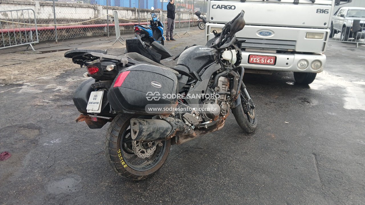 Kawasaki Versys 1000 Tra - 2014/2015 — foto 4 de 11