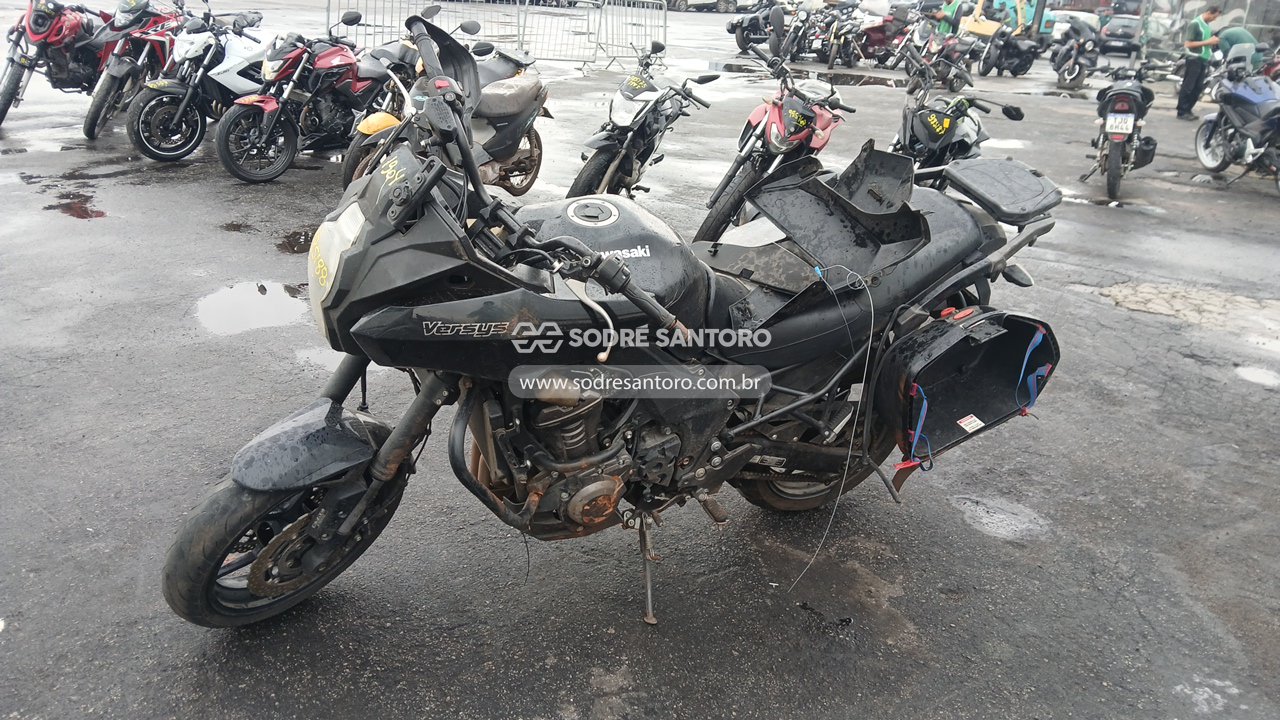 Kawasaki Versys 1000 Tra - 2014/2015 — foto 3 de 11
