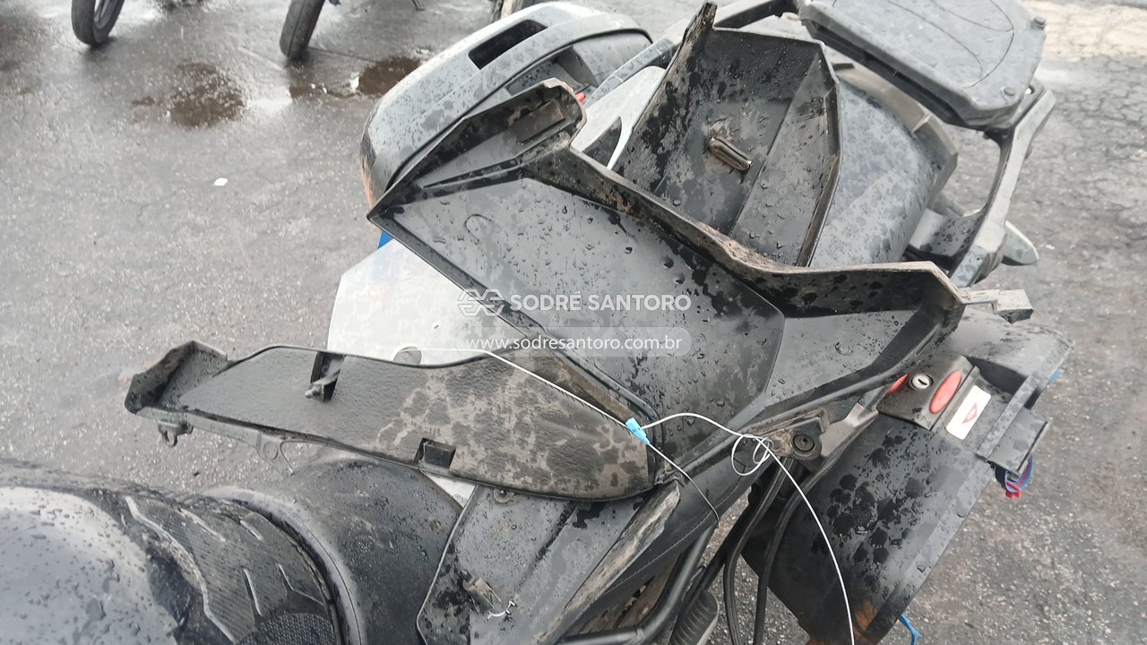 Kawasaki Versys 1000 Tra - 2014/2015 — foto 11 de 11