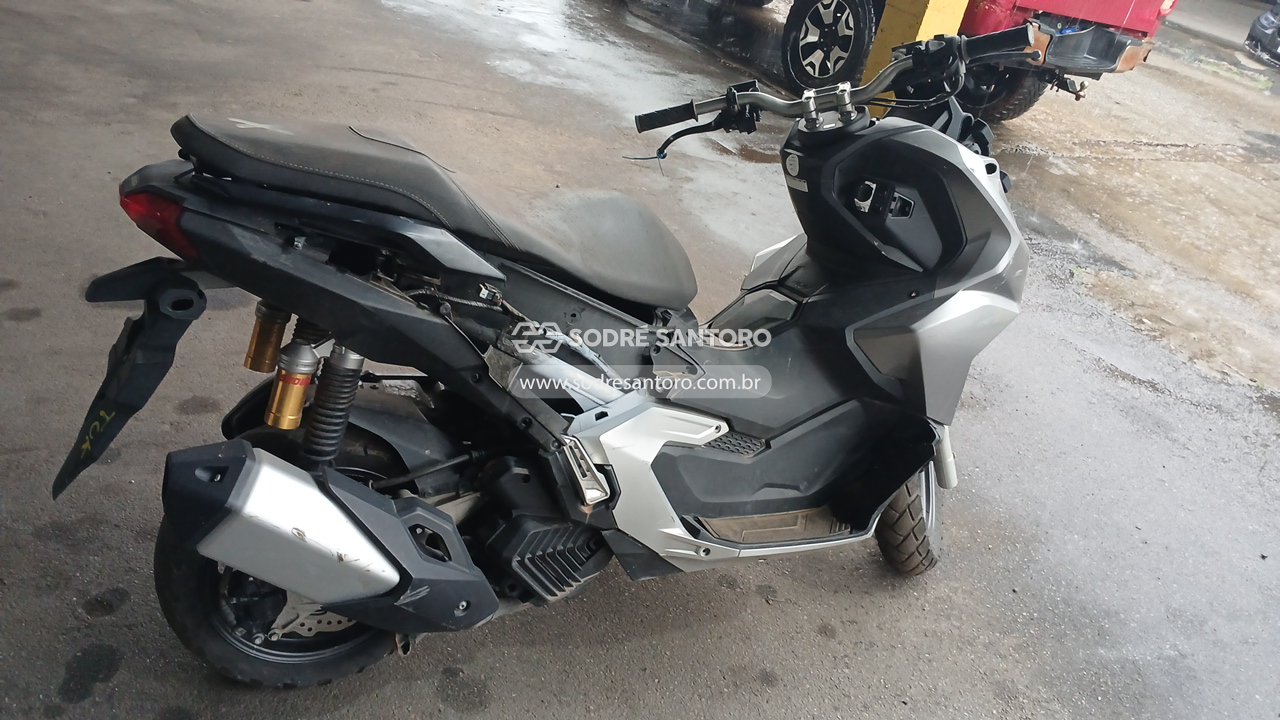 Honda Adv 160 - 2025/2025 — foto 4 de 11