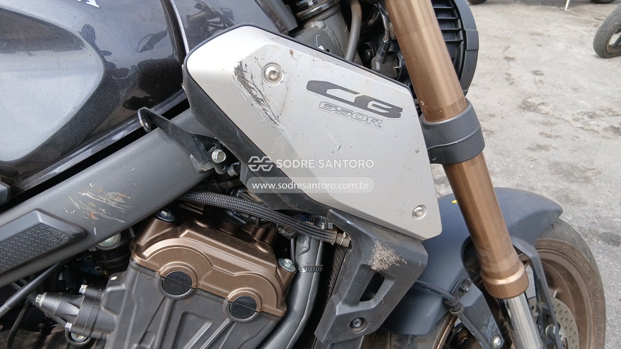 Honda CB 650r - 2023/2023 — foto 11 de 12