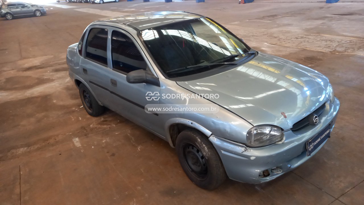 Chevrolet Corsa Classic 2003 em leilão