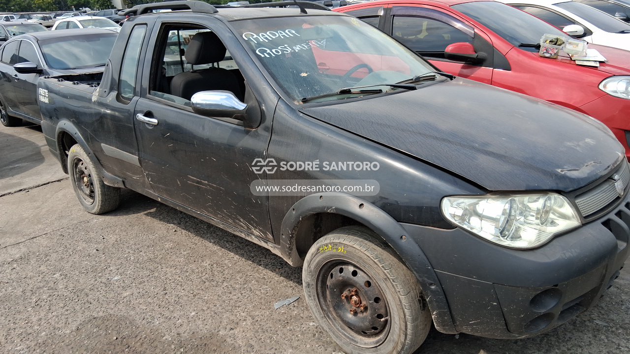 Fiat Strada Fire Ce Flex 2008 em leilão