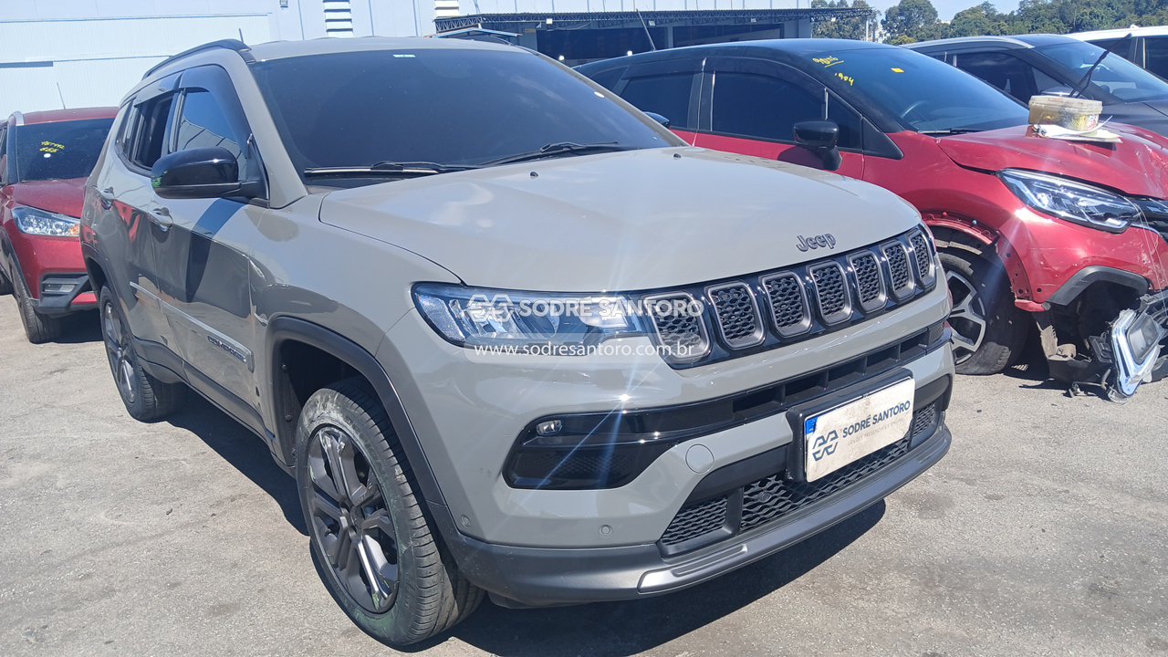 Jeep Compass Long Tf 2024 em leilão