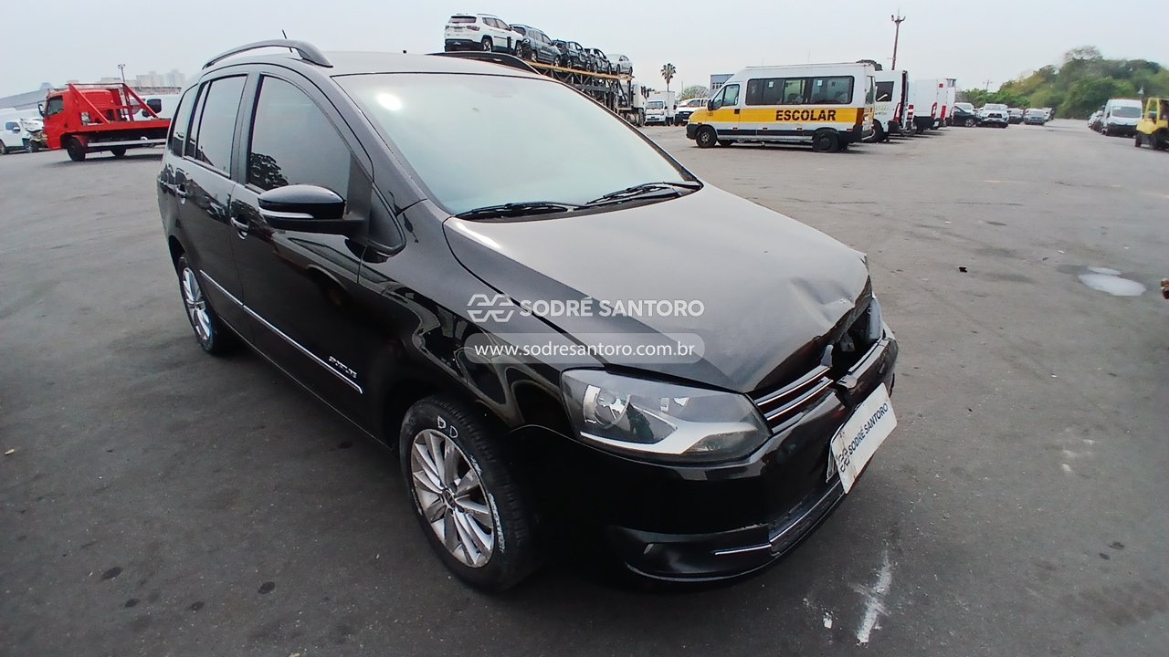 Volkswagen Spacefox Sport 2011 em leilão