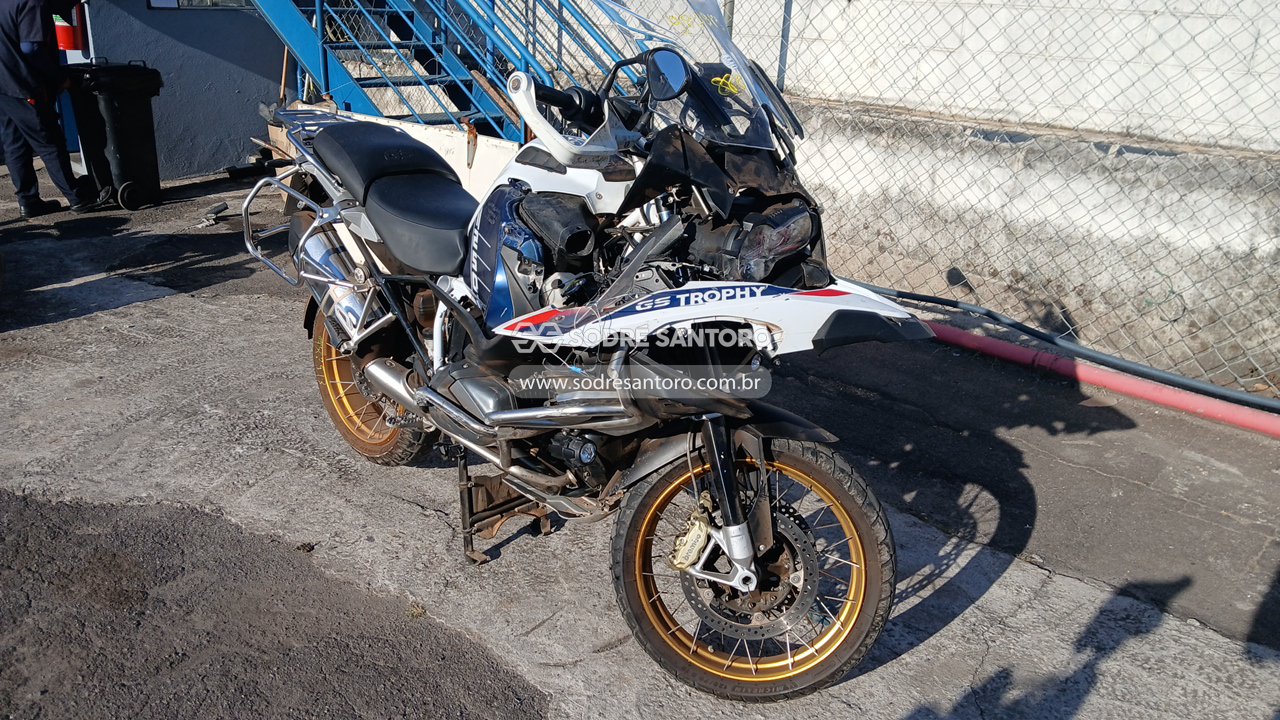 Bmw R1250gs A 2024 em leilão