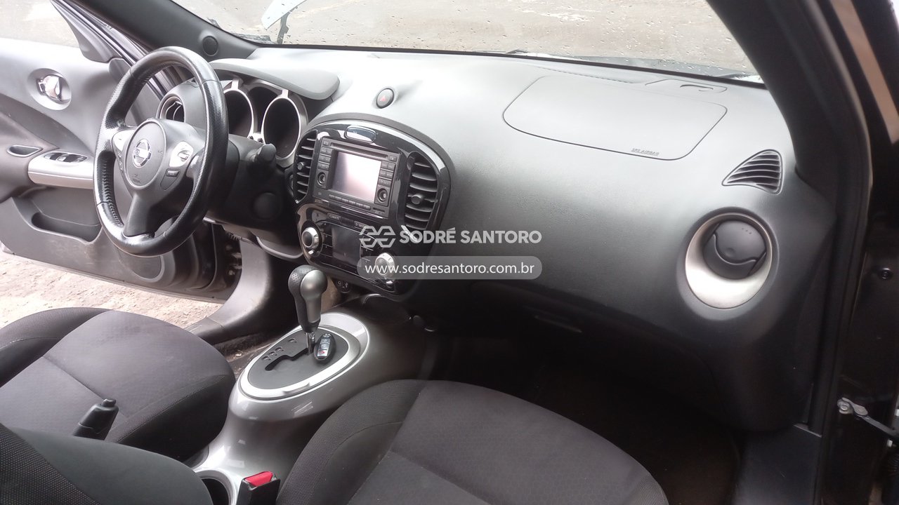 Nissan Juke SV - 2011/2011 — foto 7 de 13