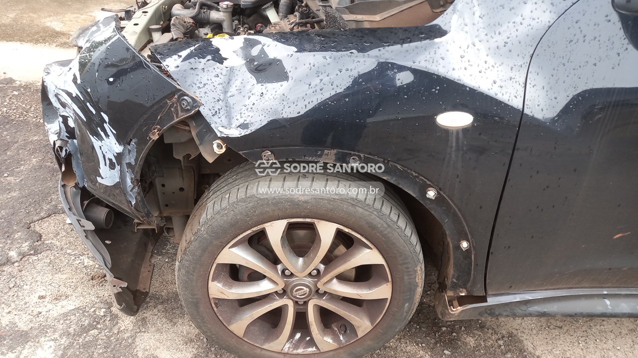 Nissan Juke SV - 2011/2011 — foto 11 de 13