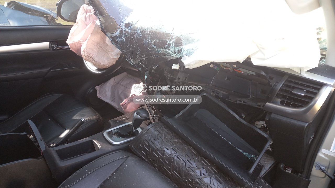 Toyota Hilux Cdsr A4fd - 2019/2019 — foto 8 de 13