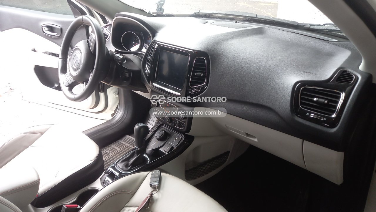 Jeep Compass Limited D - 2020/2020 — foto 8 de 13