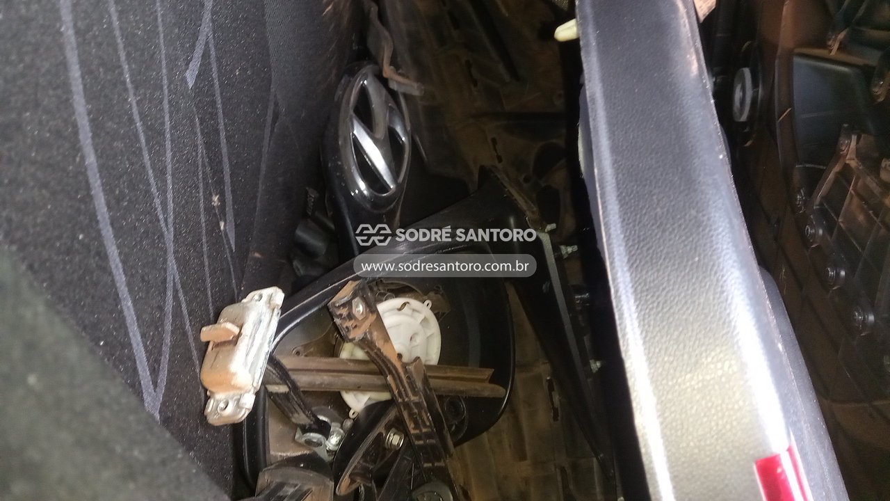 Hyundai Hb20 1.0m Comfor - 2015/2015 — foto 12 de 13