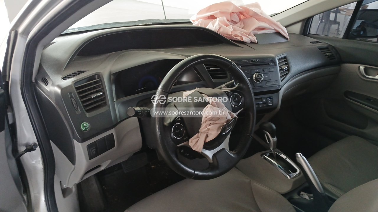 Honda Civic Lxr - 2014/2015 — foto 6 de 13