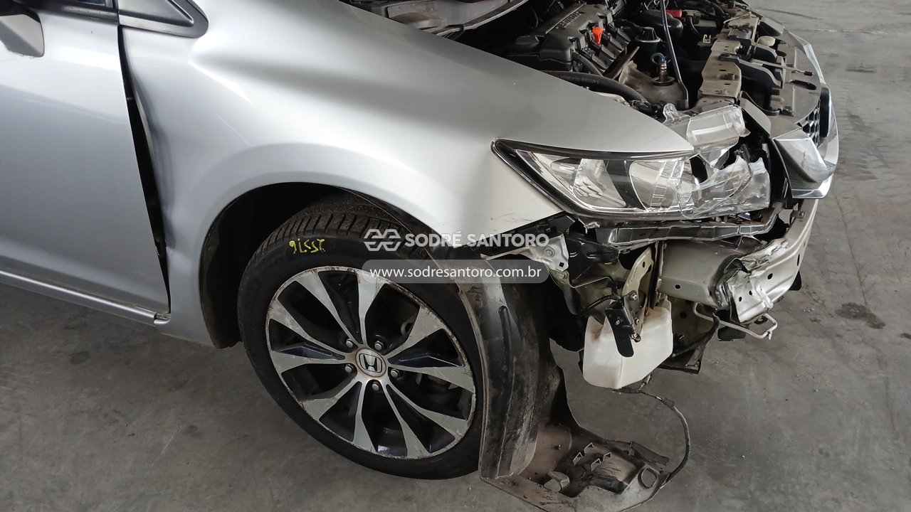 Honda Civic Lxr - 2014/2015 — foto 12 de 13