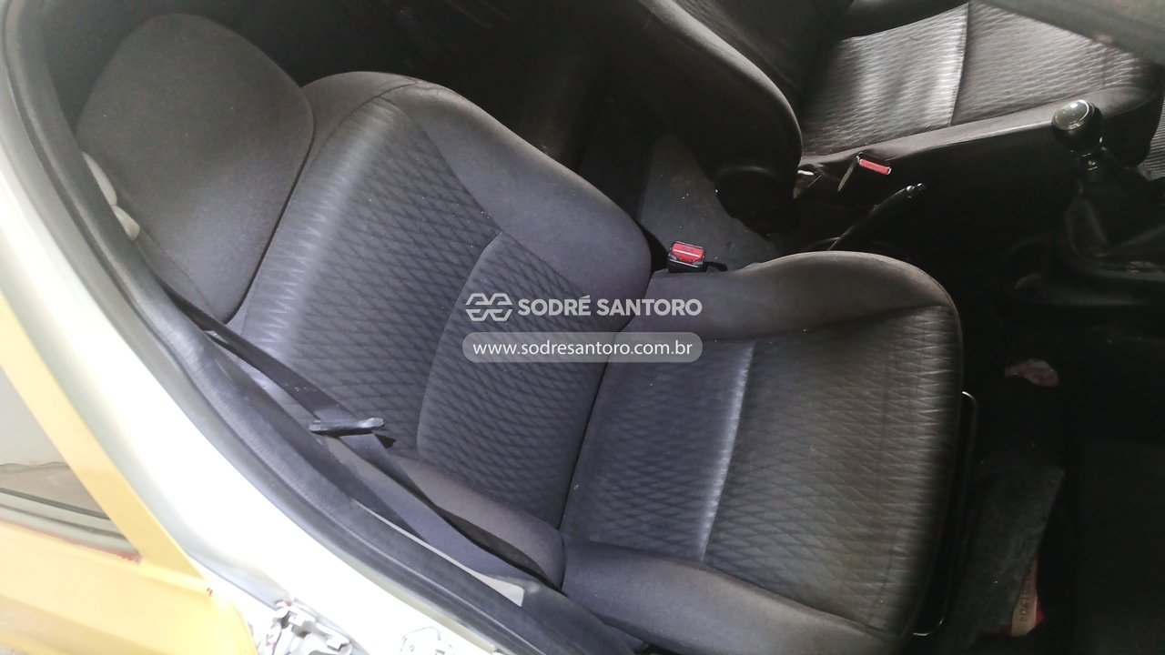 Toyota Etios SD X Vsc MT - 2018/2019 — foto 12 de 13