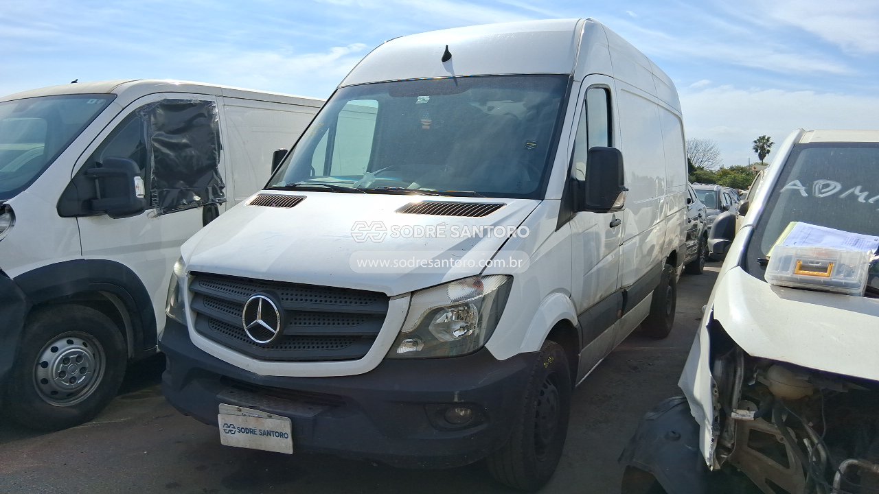 Mercedes-benz 313cdistreet F - 2017/2018 — foto 3 de 10
