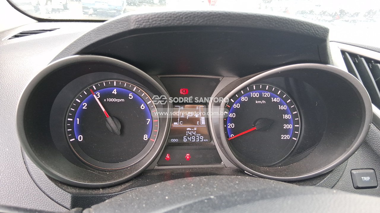Hyundai Hb20x 1.6a Premi - 2017/2017 — foto 7 de 10