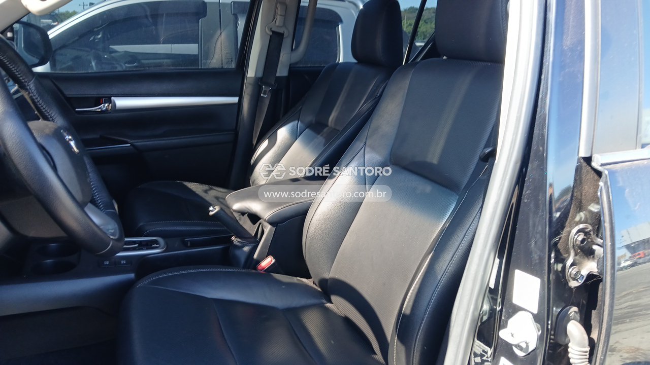 Toyota Hilux Cdsrxa4fd - 2021/2021 — foto 9 de 13