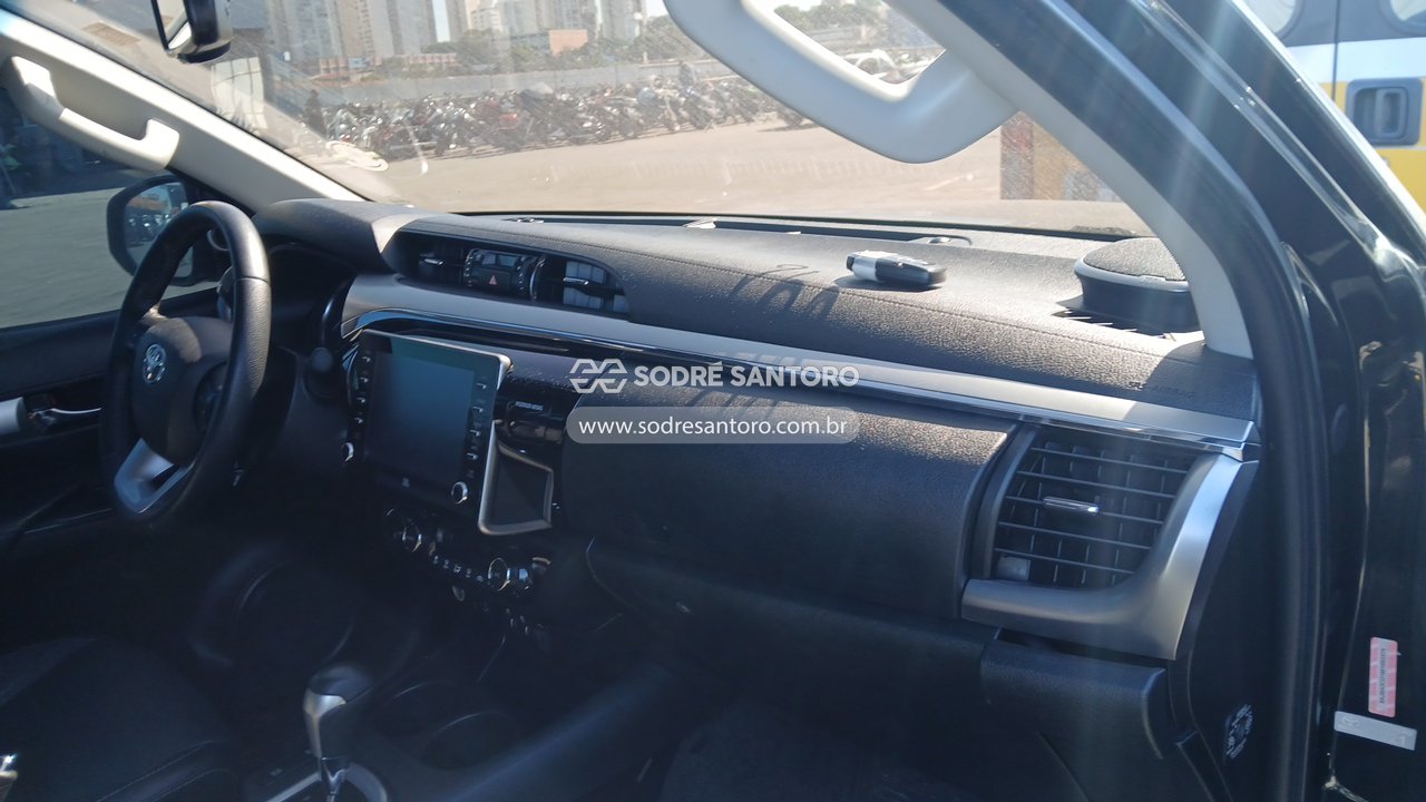 Toyota Hilux Cdsrxa4fd - 2021/2021 — foto 8 de 13