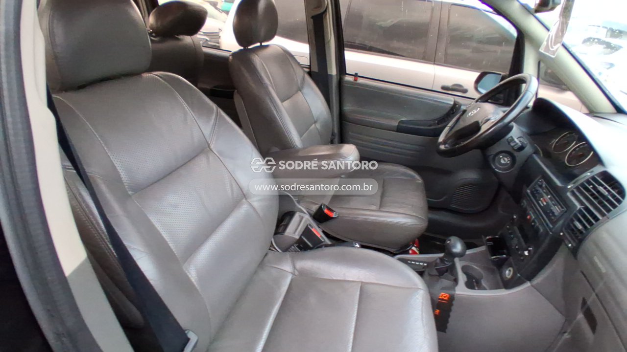 Chevrolet Zafira Elite - 2009/2010 — foto 9 de 10