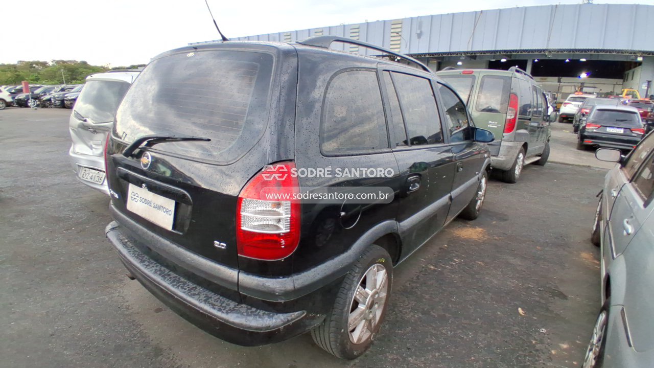 Chevrolet Zafira Elite - 2009/2010 — foto 4 de 10