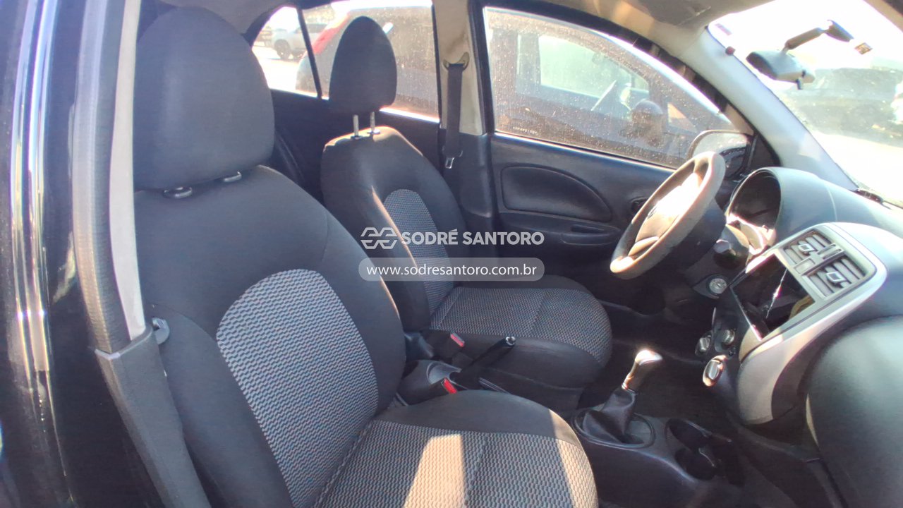 Nissan March 10 MT - 2016/2017 — foto 7 de 8