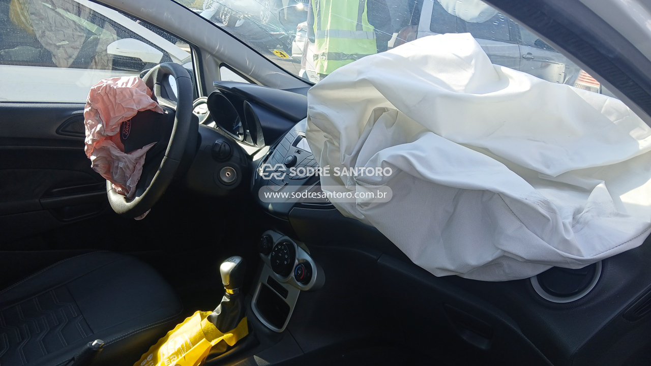 Ford Fiesta HA 1.5l Seb - 2015/2016 — foto 7 de 8