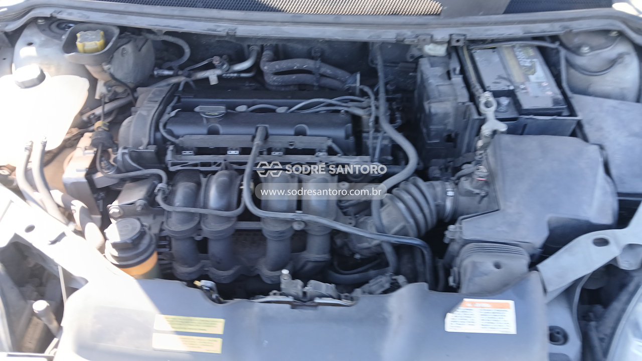Ford Focus HC Flex - 2013/2013 — foto 5 de 13
