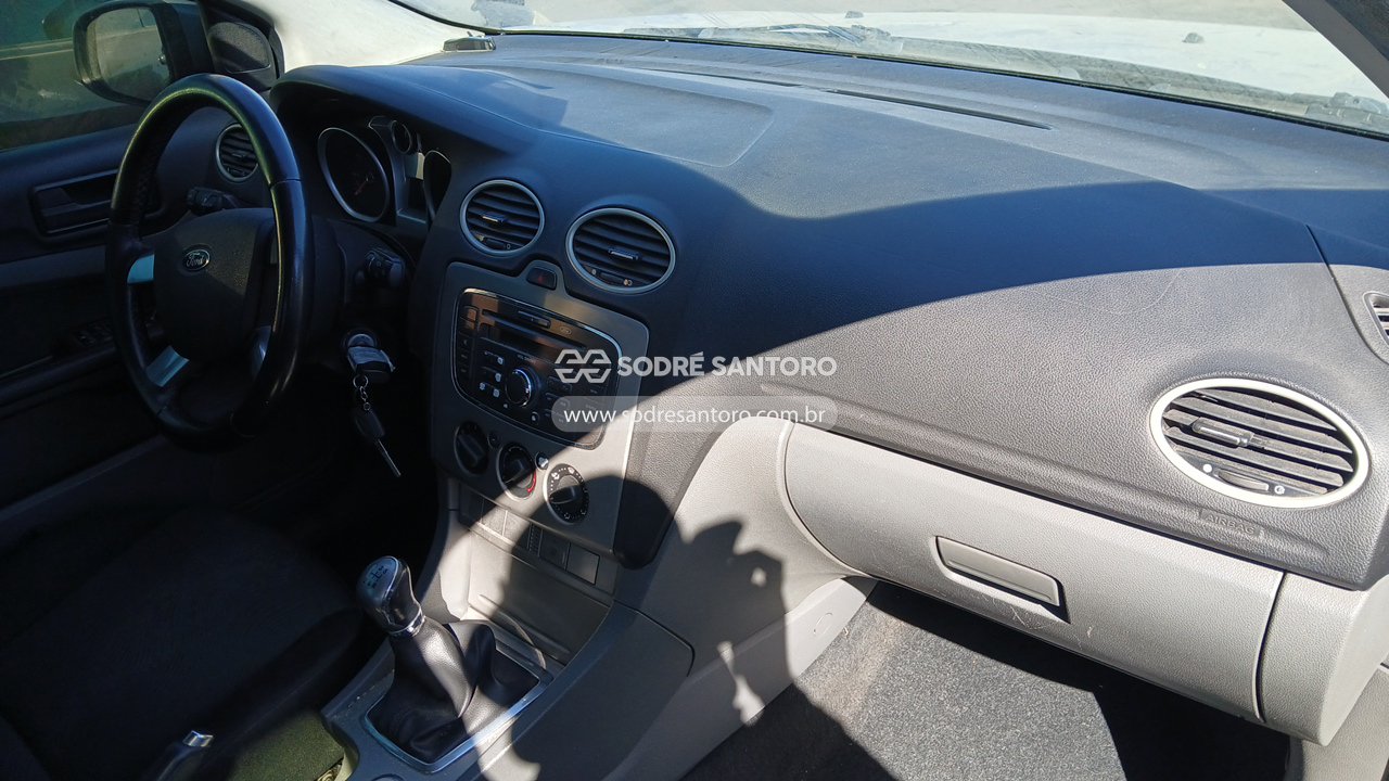 Ford Focus HC Flex - 2013/2013 — foto 8 de 13