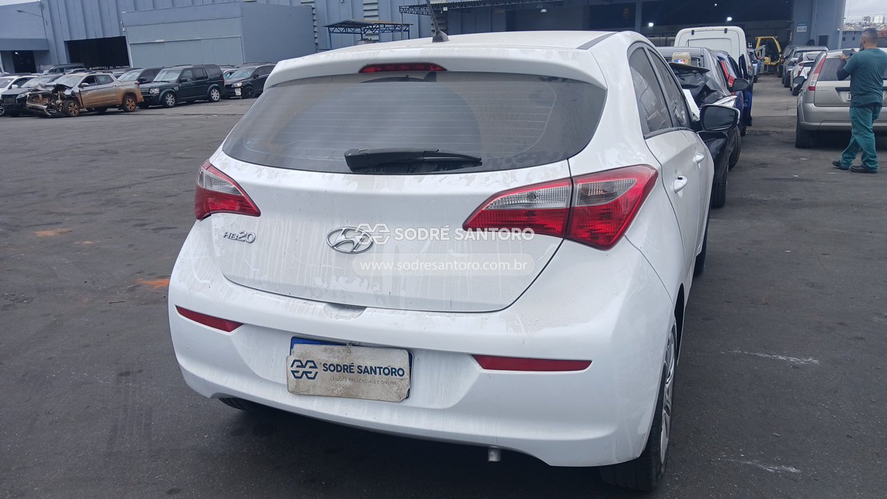 Hyundai Hb20 1.0m Comfor - 2016/2017 — foto 4 de 8