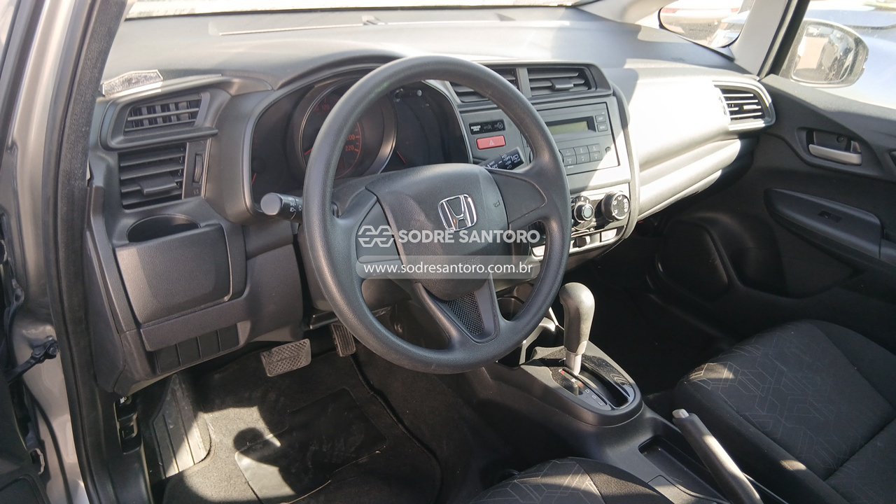 Honda Fit LX Cvt - 2015/2015 — foto 6 de 13