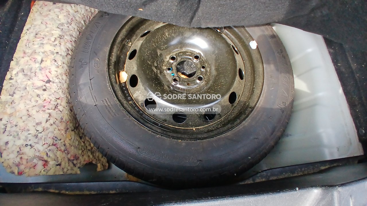 Fiat Cronos Drive 1.3 - 2018/2019 — foto 10 de 13