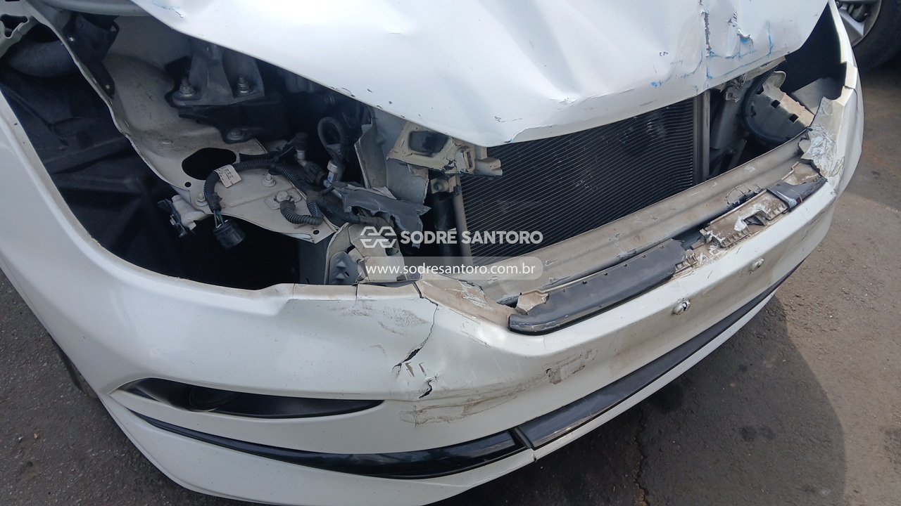 Fiat Cronos Drive 1.3 - 2018/2019 — foto 12 de 13