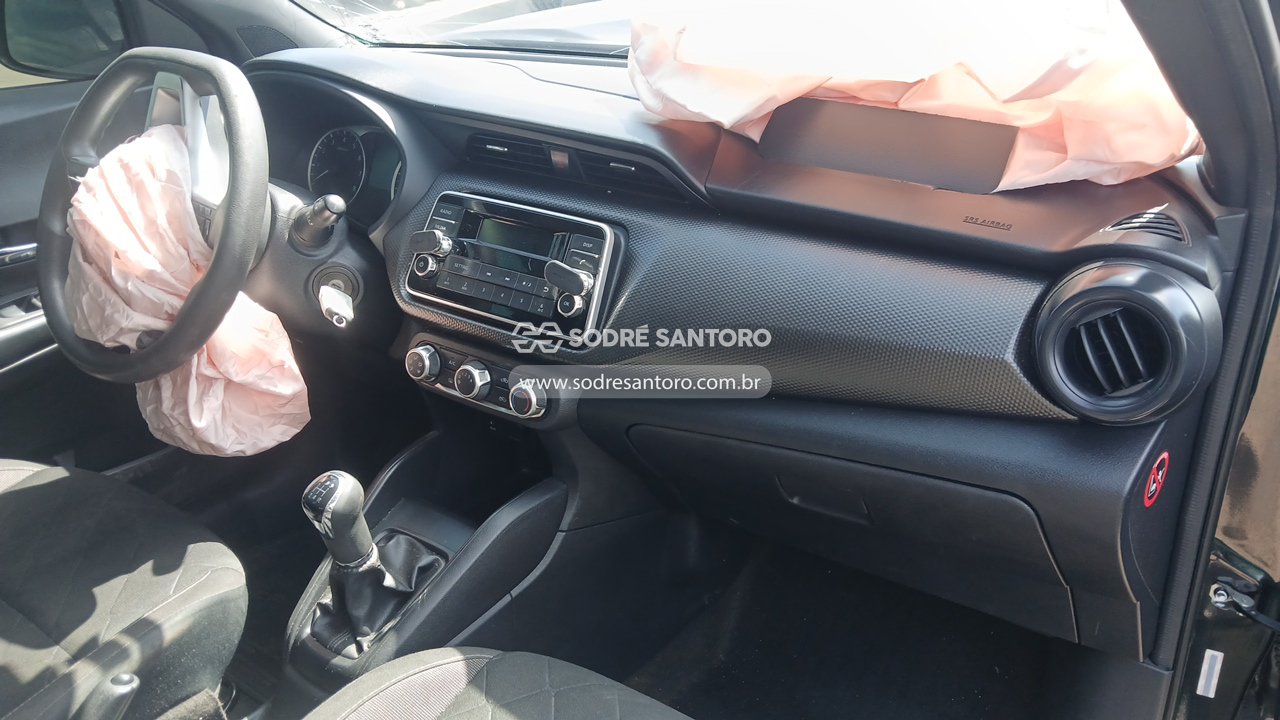Nissan Kicks S MT - 2018/2018 — foto 8 de 13