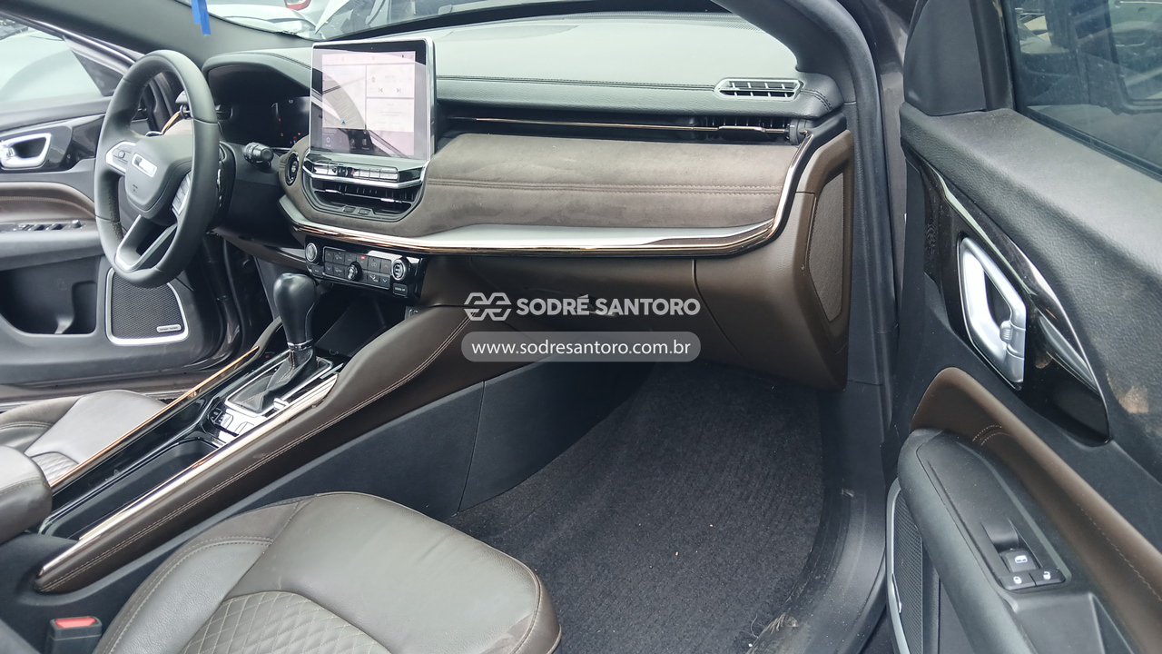 Jeep Commander Ovr Td380 - 2022/2022 — foto 8 de 12