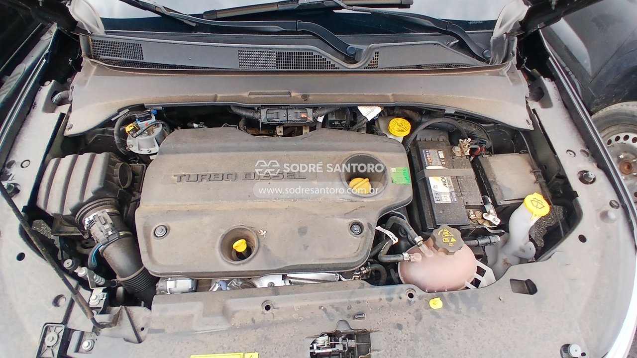Jeep Commander Ovr Td380 - 2022/2022 — foto 5 de 12