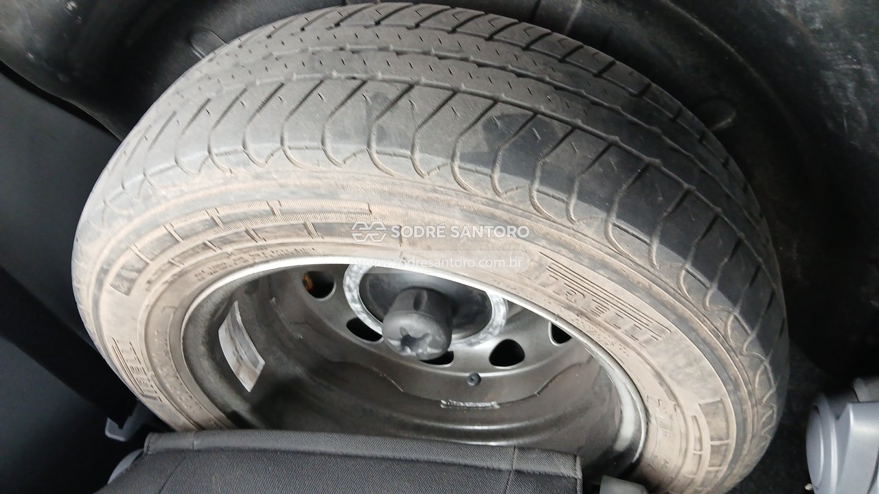 Fiat Fiorino 1.4 Flex - 2016/2016 — foto 10 de 13