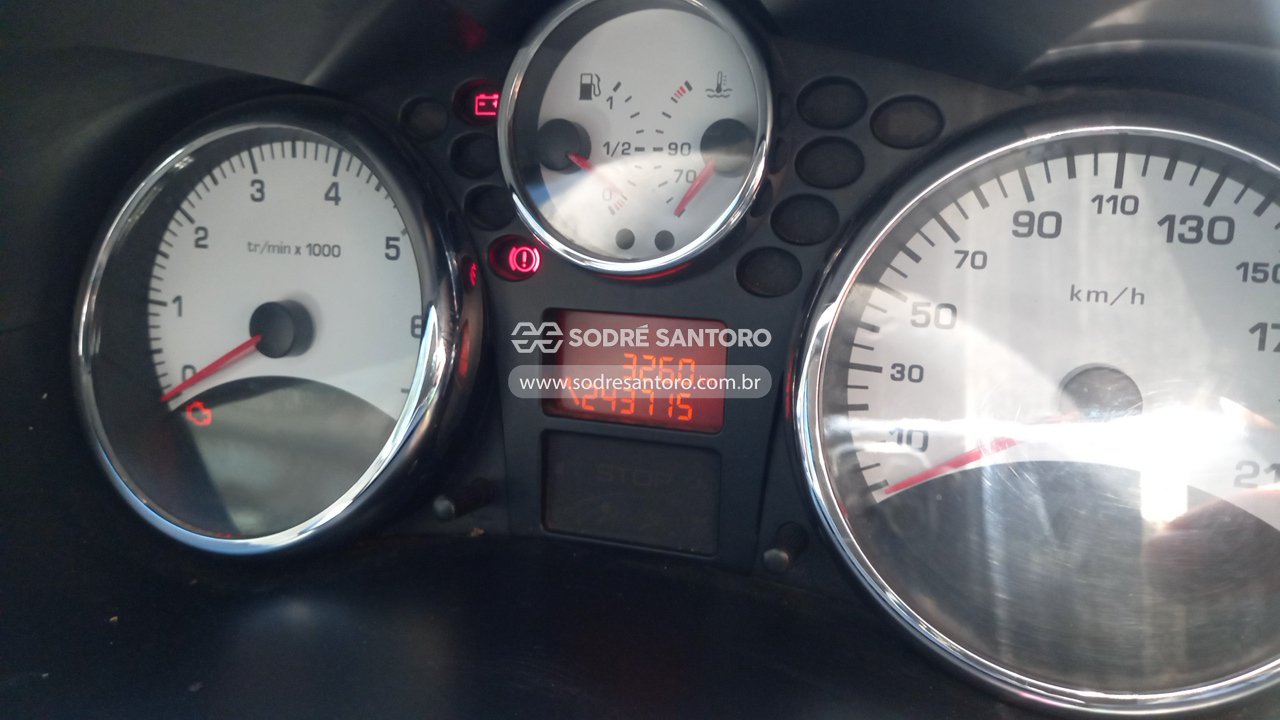 Peugeot 207passion XR - 2013/2013 — foto 7 de 13