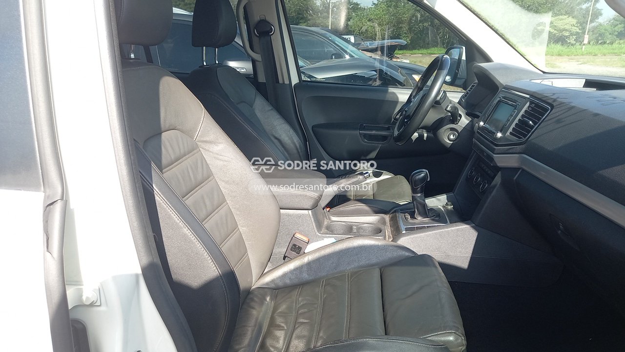 Volkswagen Amarok CD 4x4 High - 2017/2017 — foto 8 de 13