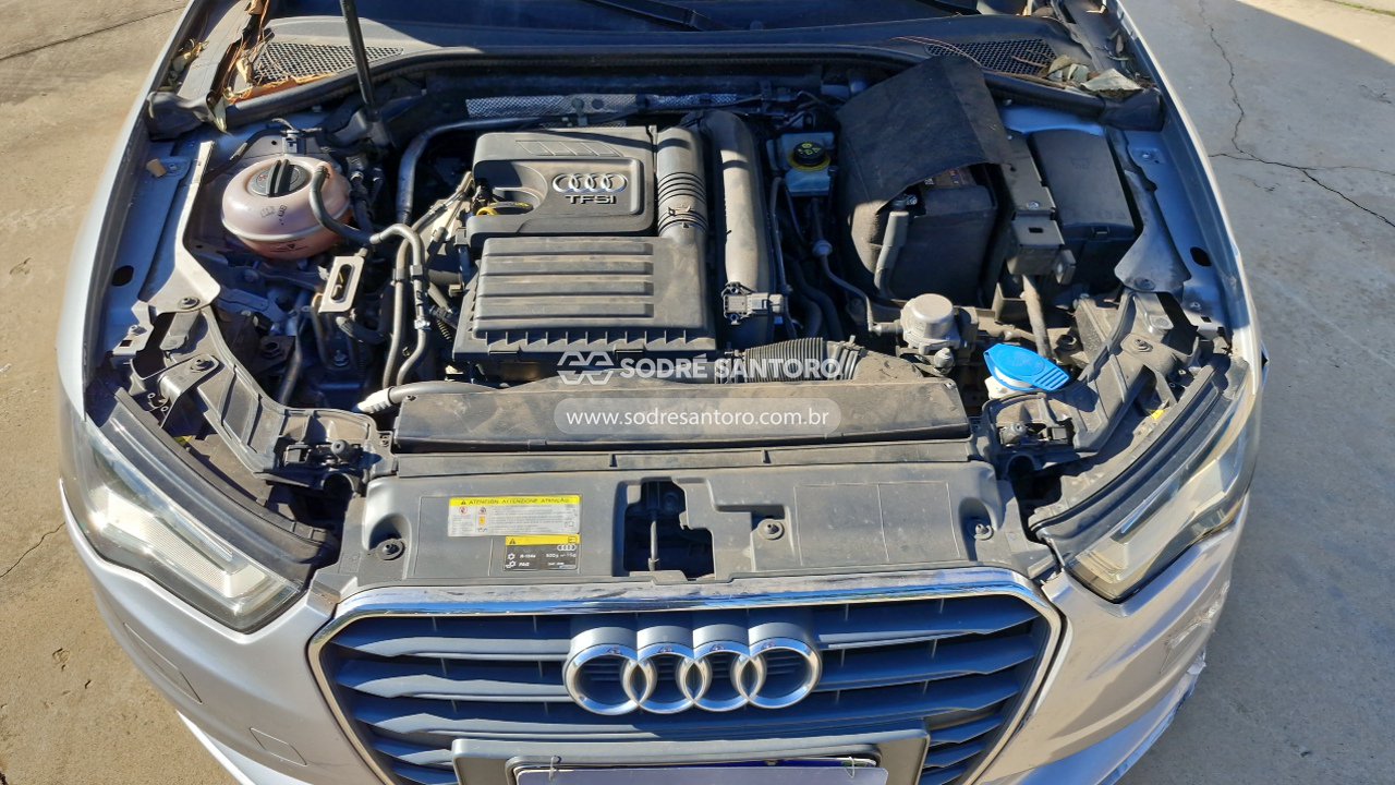 Audi A3 LM 150cv - 2015/2016 — foto 5 de 13