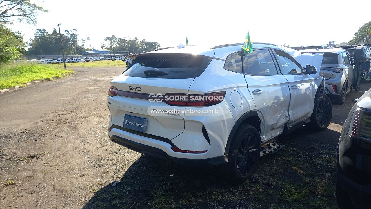 Byd Song Plus Prem DM - 2025/2026 — foto 4 de 13