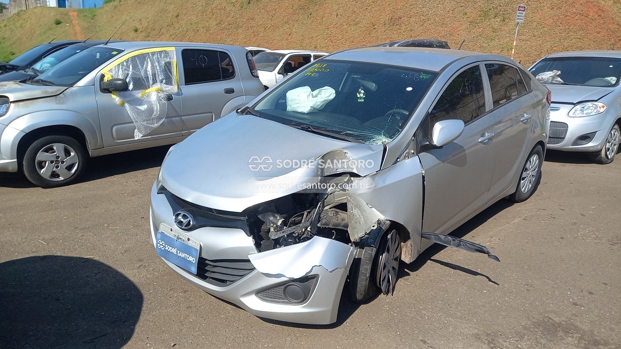 Hyundai Hb20s 1.6m 1.6m - 2013/2014 — foto 3 de 13