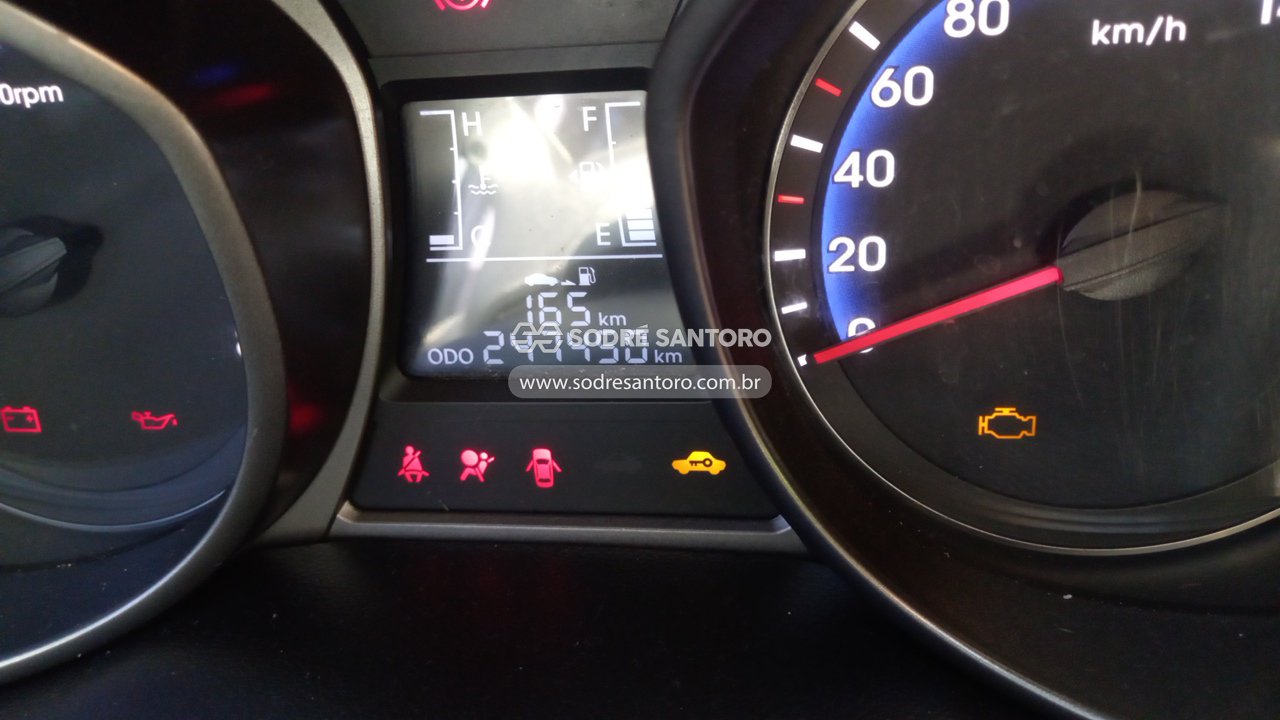 Hyundai Hb20s 1.6m 1.6m - 2013/2014 — foto 7 de 13